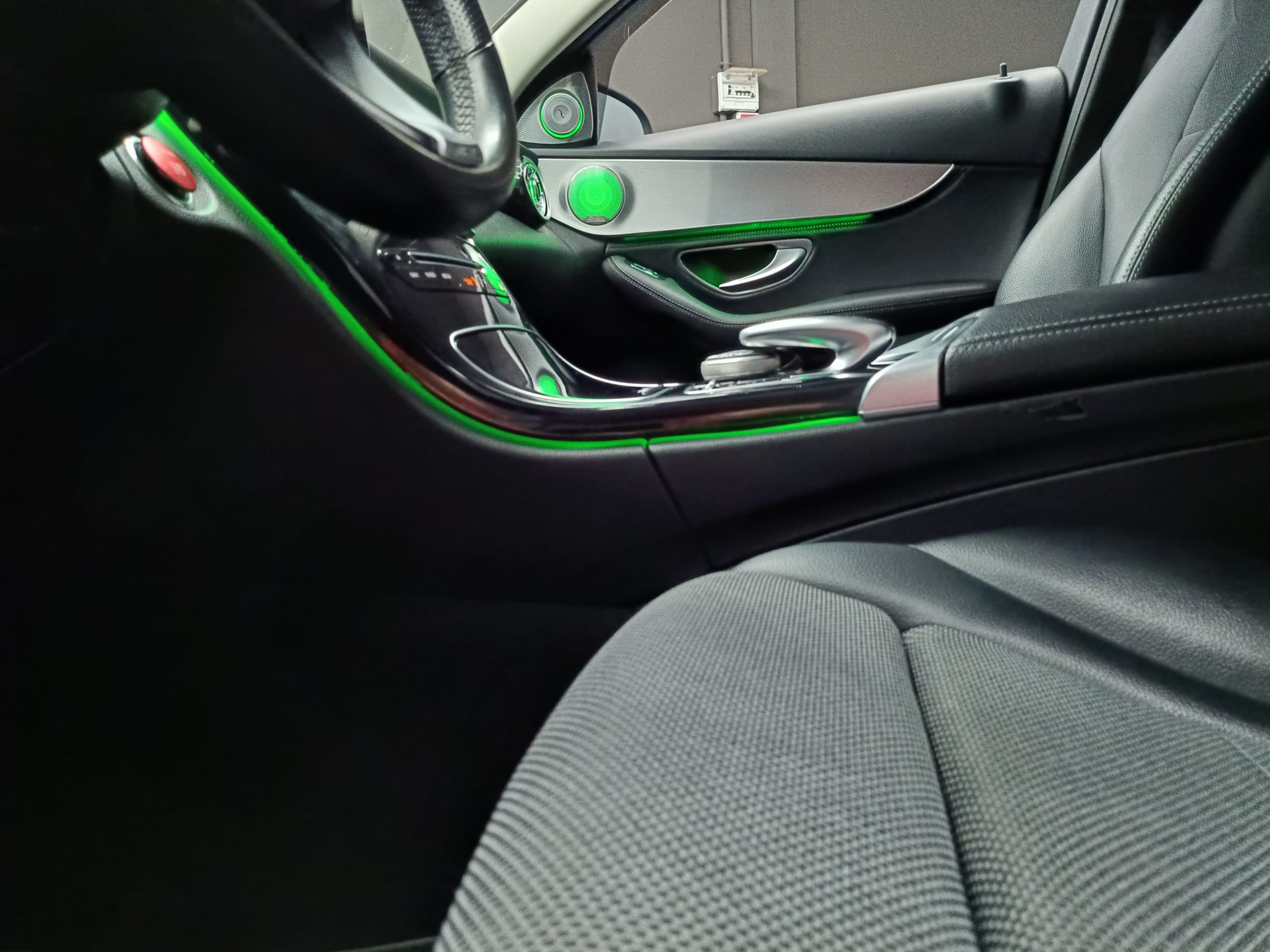 KIT ILUMINACIÓN MERCEDES W205 - Imagen 4